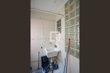 Área de Serviço de apartamento para alugar com 2 quartos, 64m² em Jardim Patente, São Paulo