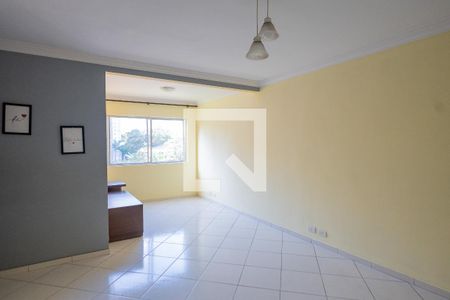 Sala de apartamento para alugar com 2 quartos, 64m² em Jardim Patente, São Paulo
