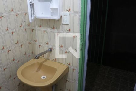 Banheiro de casa para alugar com 1 quarto, 70m² em Santa Maria, São Caetano do Sul