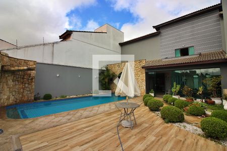 Piscina de casa à venda com 4 quartos, 600m² em Parque dos Passaros, São Bernardo do Campo
