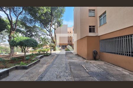 Área comum de apartamento para alugar com 2 quartos, 54m² em Floramar, Belo Horizonte