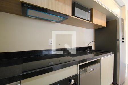 Cozinha de apartamento à venda com 1 quarto, 42m² em Indianópolis, São Paulo