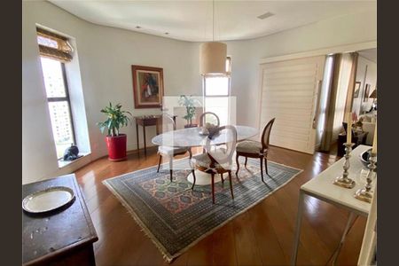 Apartamento à venda com 4 quartos, 330m² em Vila Suzana, São Paulo