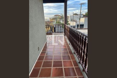 Casa à venda com 3 quartos, 250m² em Renascença, Belo Horizonte