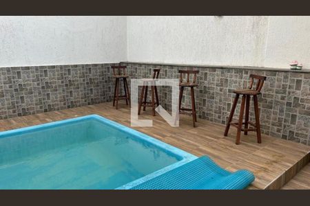 Casa à venda com 3 quartos, 250m² em Renascença, Belo Horizonte