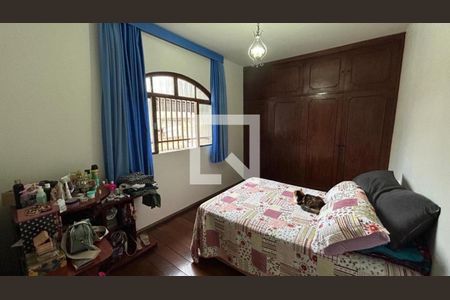 Casa à venda com 3 quartos, 250m² em Renascença, Belo Horizonte