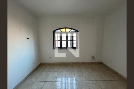 Suíte de casa para alugar com 2 quartos, 130m² em Marechal Hermes, Rio de Janeiro