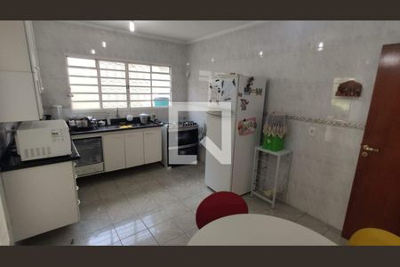 Casa à venda com 3 quartos, 270m² em Chácara Belvedere, Campinas