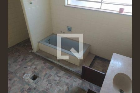 Casa à venda com 5 quartos, 270m² em Nova Campinas, Campinas