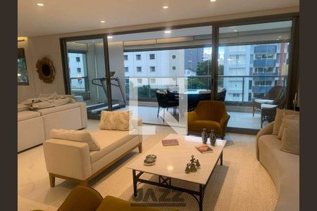 Apartamento à venda com 3 quartos, 213m² em Cambuí, Campinas