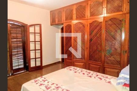 Casa à venda com 3 quartos, 750m² em Parque Taquaral, Campinas