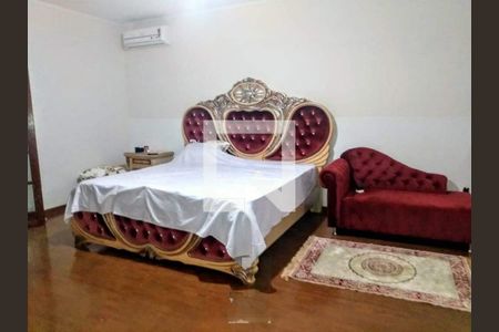 Casa à venda com 3 quartos, 750m² em Parque Taquaral, Campinas