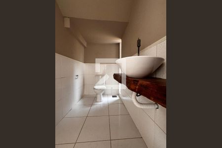 Lavabo de casa de condomínio à venda com 4 quartos, 356m² em Conjunto Habitacional Vila Santana (Sousas), Campinas