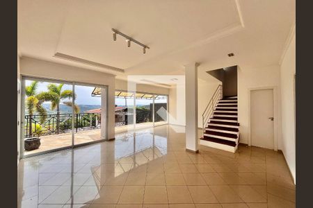 Sala de casa de condomínio à venda com 4 quartos, 356m² em Conjunto Habitacional Vila Santana (Sousas), Campinas