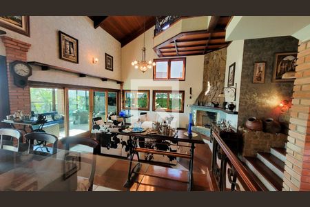 Sala de casa de condomínio à venda com 5 quartos, 528m² em Loteamento Alphaville Campinas, Campinas