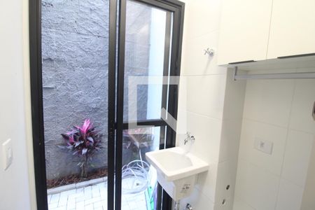 Sala / Cozinha de apartamento à venda com 2 quartos, 55m² em Vila Ester (zona Norte), São Paulo