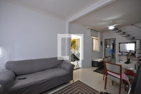 Sala de casa à venda com 2 quartos, 200m² em Tucuruvi, São Paulo