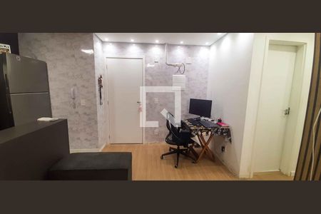 Sala de apartamento para alugar com 2 quartos, 47m² em Ayrosa, Osasco
