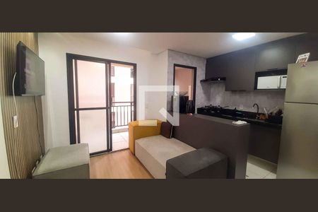 Sala de apartamento para alugar com 2 quartos, 47m² em Ayrosa, Osasco