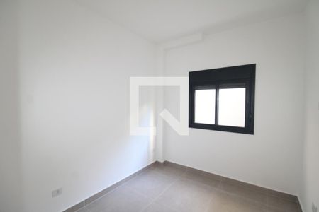 Quarto 1 de apartamento à venda com 2 quartos, 38m² em Vila Ester (zona Norte), São Paulo
