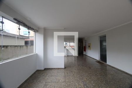 Hall de entrada de apartamento à venda com 2 quartos, 62m² em Vila Antonieta, São Paulo