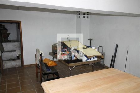 Casa à venda com 3 quartos, 190m² em Parque Sao Domingos, São Paulo