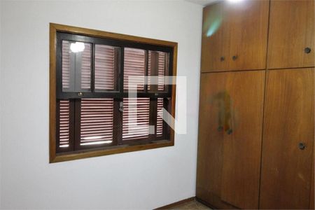 Casa à venda com 3 quartos, 190m² em Parque Sao Domingos, São Paulo