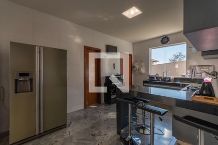 Cozinha de casa à venda com 5 quartos, 300m² em Trevo, Belo Horizonte