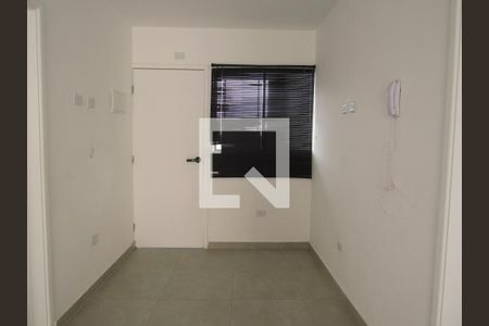 Sala de apartamento para alugar com 2 quartos, 50m² em Bussocaba, Osasco