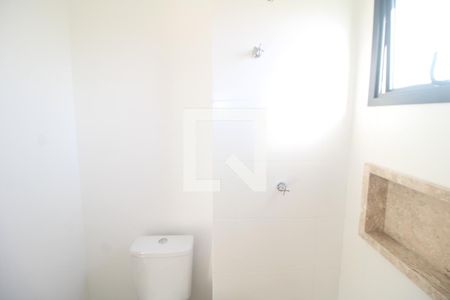 Banheiro de apartamento à venda com 1 quarto, 48m² em Vila Ester (zona Norte), São Paulo