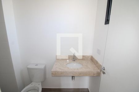 Banheiro de kitnet/studio à venda com 1 quarto, 33m² em Vila Ester (zona Norte), São Paulo