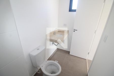 Banheiro de kitnet/studio à venda com 1 quarto, 33m² em Vila Ester (zona Norte), São Paulo