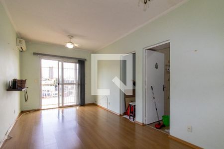 Sala de apartamento à venda com 2 quartos, 75m² em Vila Itapura, Campinas