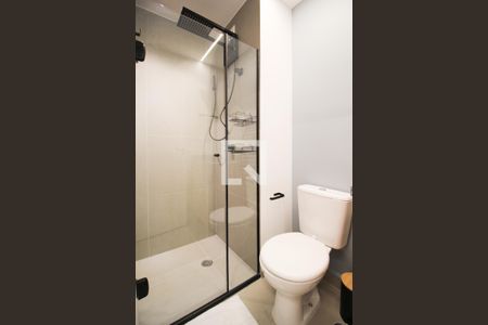 Banheiro de kitnet/studio para alugar com 1 quarto, 25m² em Vila Olímpia, São Paulo