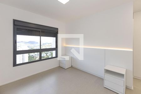 Suíte de apartamento à venda com 1 quarto, 44m² em Vila da Serra, Nova Lima