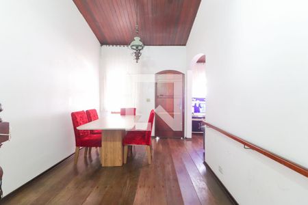 Sala de casa para alugar com 5 quartos, 300m² em Parque Continental, São Paulo