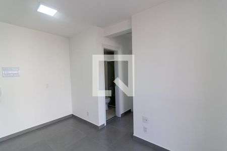 Sala de apartamento à venda com 2 quartos, 40m² em Jardim Santo Antoninho, São Paulo