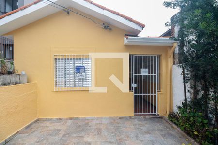 Fachada de casa à venda com 2 quartos, 110m² em Vila Granada, São Paulo