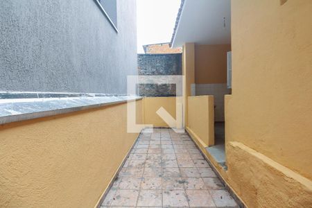 Quintal de casa à venda com 2 quartos, 110m² em Vila Granada, São Paulo