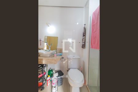 Banheiro de apartamento à venda com 1 quarto, 44m² em Jardim Botânico, Porto Alegre