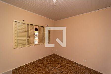 Quarto 1 de casa para alugar com 2 quartos, 110m² em Vila Domitila, São Paulo