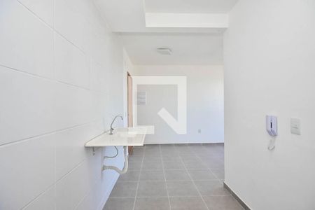 Cozinha de apartamento para alugar com 2 quartos, 39m² em Jardim Boa Vista (zona Oeste), Osasco