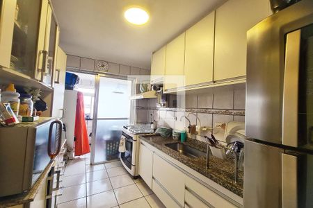 Cozinha de apartamento à venda com 2 quartos, 62m² em Vila Ema, São Paulo