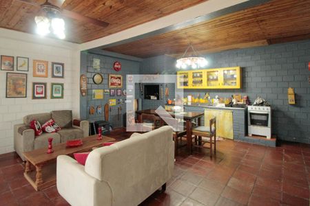 Edícula de casa à venda com 5 quartos, 224m² em Jardim do Salso, Porto Alegre