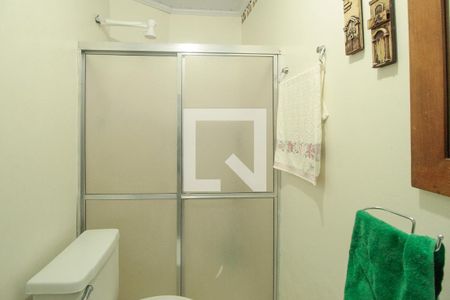 Banheiro de Serviço de casa à venda com 5 quartos, 224m² em Jardim do Salso, Porto Alegre