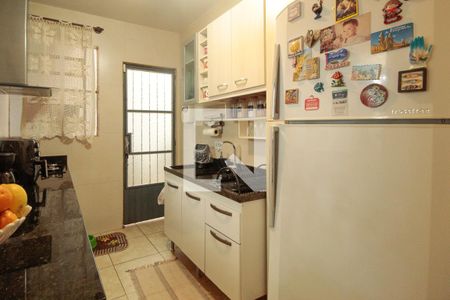 Cozinha de casa à venda com 5 quartos, 224m² em Jardim do Salso, Porto Alegre