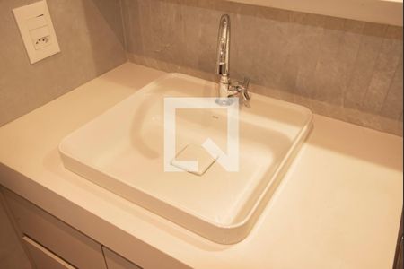 Banheiro de kitnet/studio à venda com 1 quarto, 31m² em Vila Clementino, São Paulo
