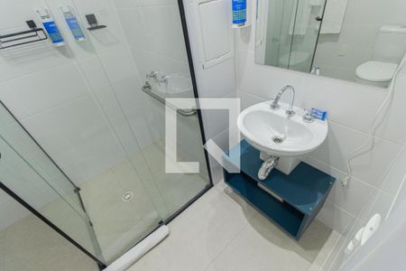 Banheiro de kitnet/studio para alugar com 1 quarto, 19m² em Alto do Ipiranga, São Paulo