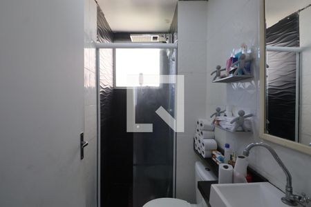 Banheiro de apartamento à venda com 2 quartos, 41m² em Rio Branco, Canoas