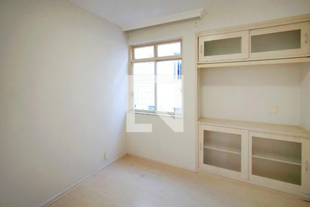 Sala de Estar de apartamento à venda com 4 quartos, 128m² em São Pedro, Belo Horizonte